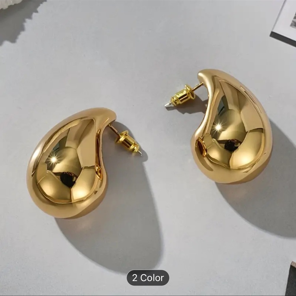 18K Gold Plated TearDrop Shaped Earrings